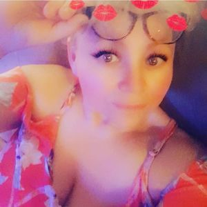 Meet your Posher, Adriana